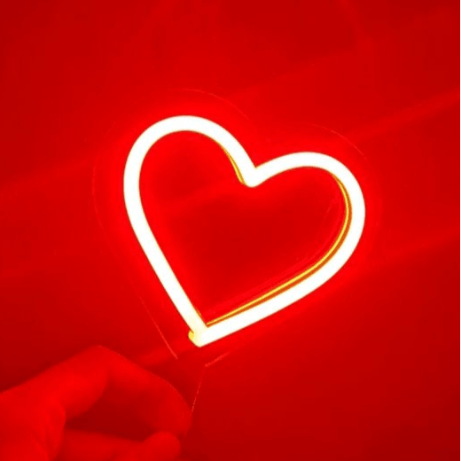 Vela Neón Flex CORAZÓN para pastel de celebración - Lumina Ideas