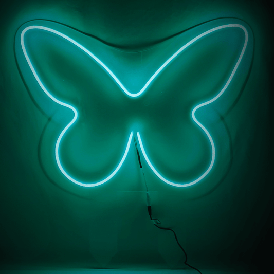 La Mariposa · Porque algunos momentos merecen volar - Lumina Ideas